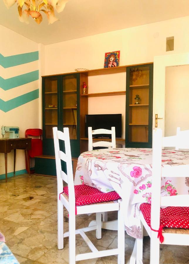 Peaceful Apartment 1 Minute Walk To The Beach Ventimiglia Ngoại thất bức ảnh